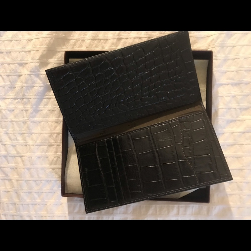 Mulberry London Travel Wallet - like Kate Spade